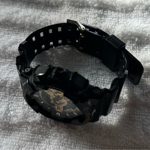 G-SHOCK | MENS CASIO WR20BAR | SHOCK RESIST | DIGITAL WATCH | LARGE | BLACK GOLD - Picture 6 of 7